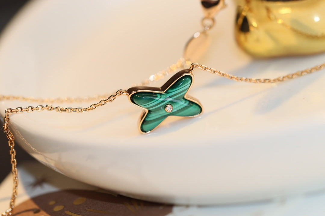 [LORA]JEUX MALACHITE 1 DIAMOND PINK GOLD NECKLACE