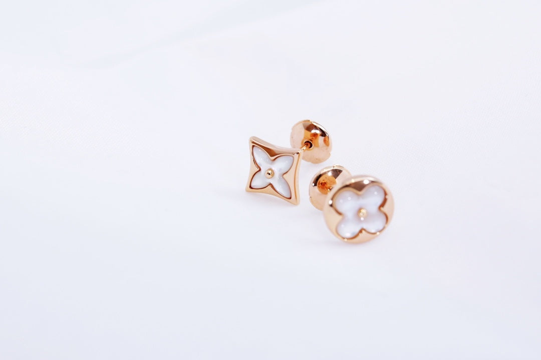 [LORA]STAR AND SUN PINK GOLD MOP STUD EARRINGS