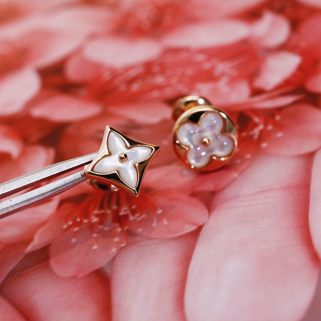 [LORA]STAR AND SUN PINK GOLD MOP STUD EARRINGS