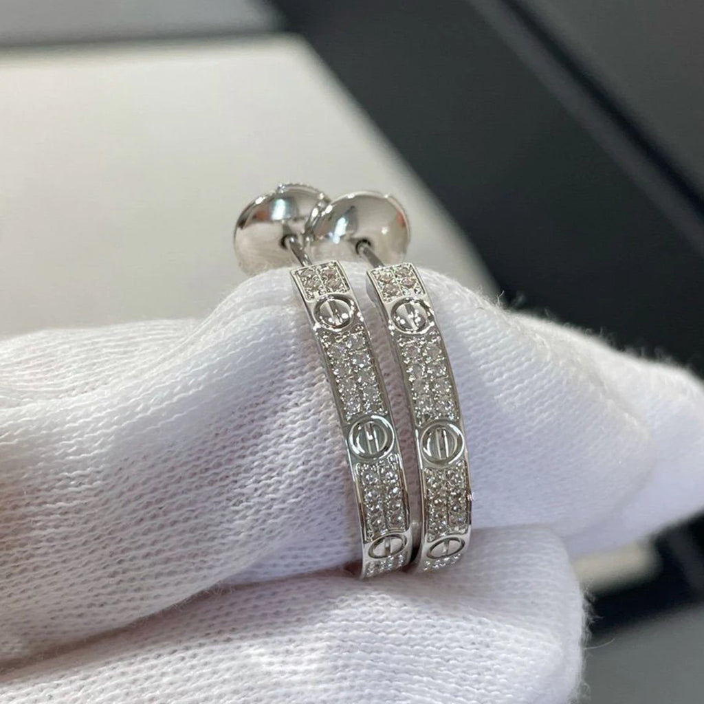 [LORA] LOVE EARRINGS 3.6MM DIAMOND PAVED