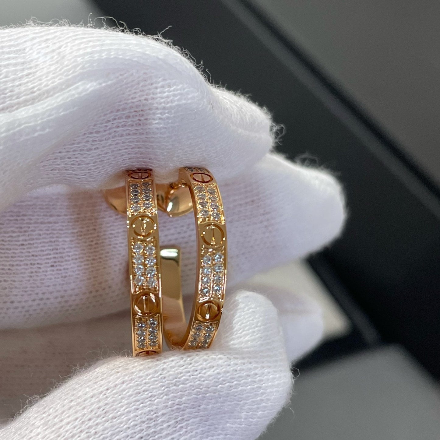 [LORA]LOVE DIAMOND PINK GOLD HOOP EARRINGS
