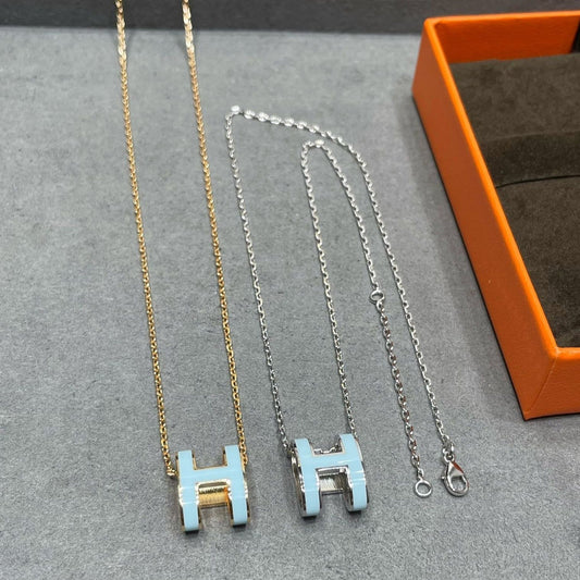 [LORA]POP H SKY BLUE NECKLACE