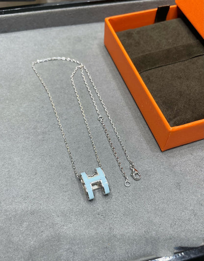 [LORA]POP H SKY BLUE NECKLACE