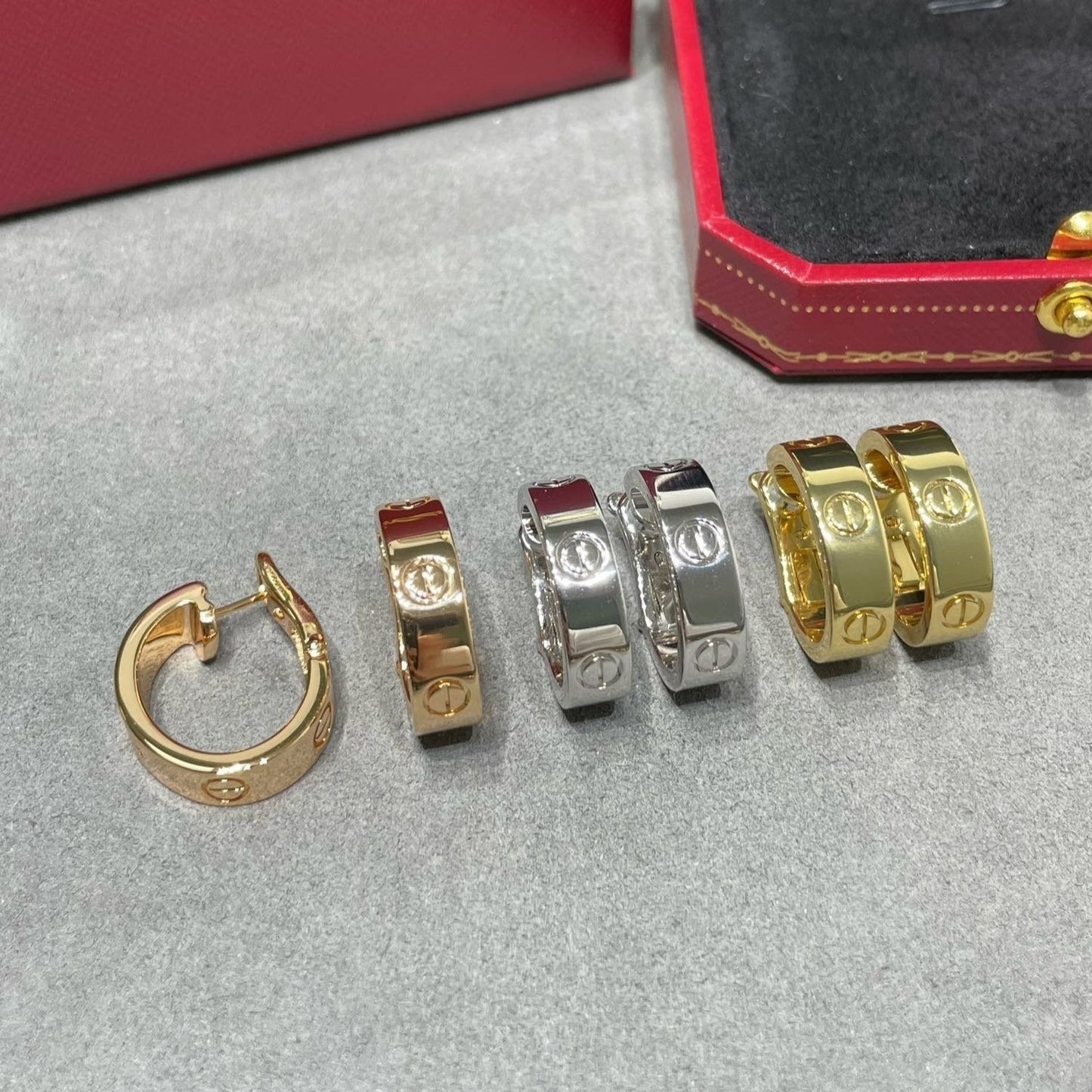 [LORA] LOVE 5.5MM EARRINGS