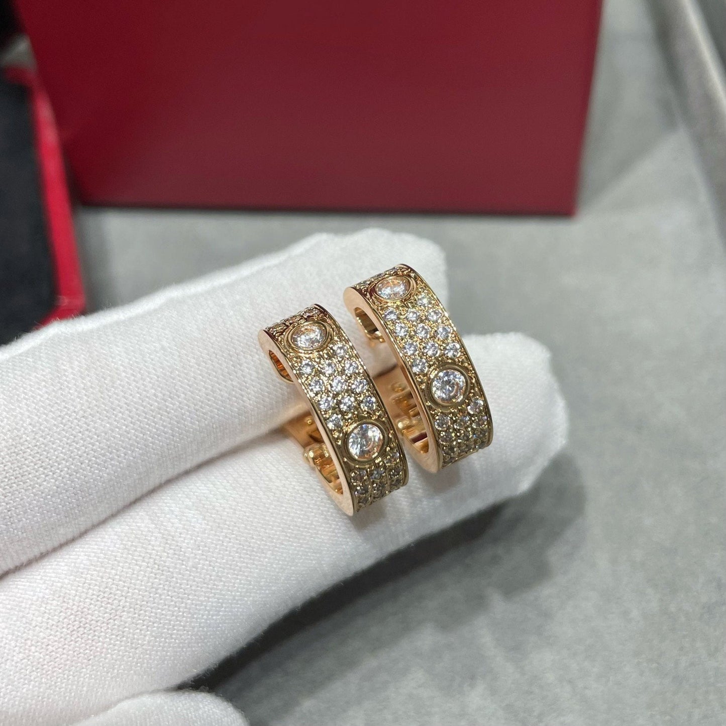 [LORA] LOVE 5.5MM DIAMOND PAVED EARRINGS