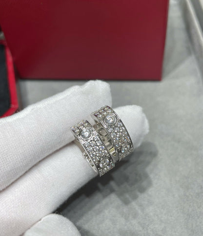 [LORA]LOVE 5.5MM DIAMOND PAVED EARRINGS