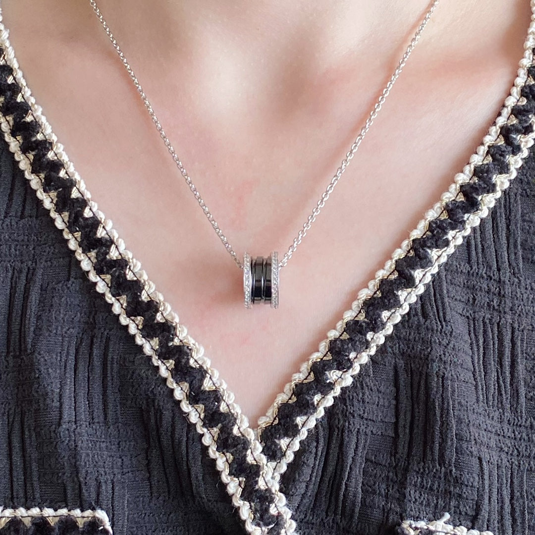 [LORA]ZERO 1 DIAMOND CERAMIC NECKLACE