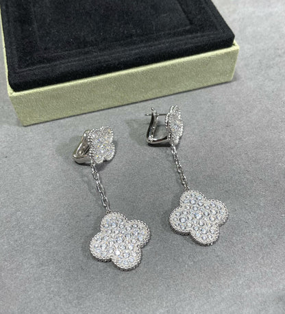 [Lora]CLOVER 2 MOTIFS DIAMOND PAVED SILVER EARRINGS
