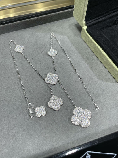 [Lora]CLOVER 6 MOTIF DIAMOND PAVED NECKLACE