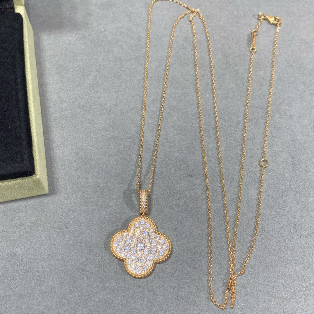 [Lora]CLOVER 25MM LARGE PEDANT DIAMOND PAVED LONG NECKLACE