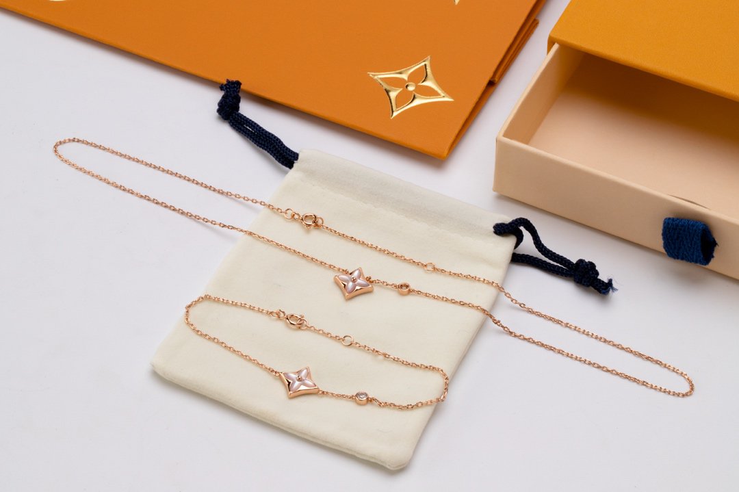 [LORA]STAR PINK MOP 1 DIAMOND PINK GOLD NECKLACE