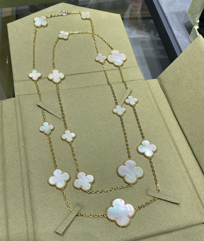 [LORA]CLOVER 16 MOTIF WHITE MOP GOLD NECKLACE