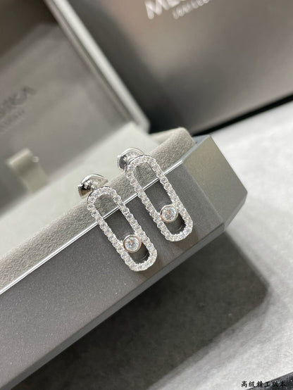 [LORA] MOVE UNO STUD DIAMOND PAVED EARRINGS