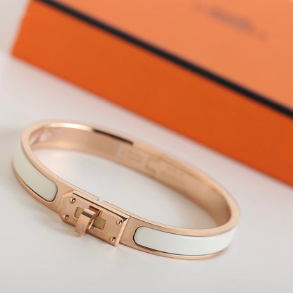[LORA]HM KELLY WHITE BRACELET