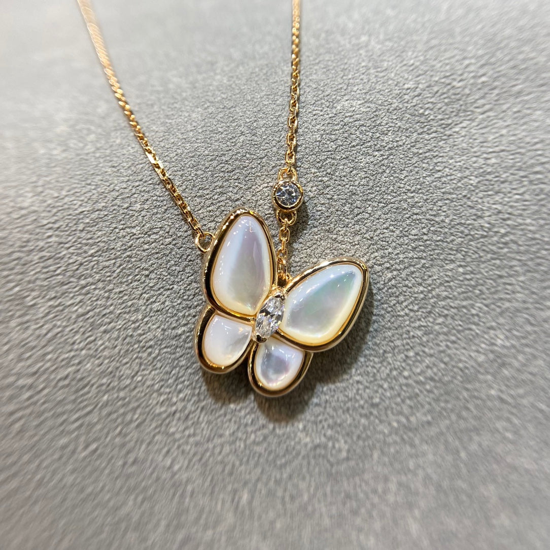 [Lora]BUTTERFLY MOP DIAMOND NECKLACE