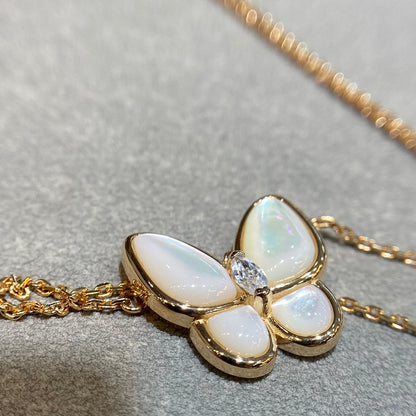 [Lora]BUTTERFLY MOP DIAMOND NECKLACE