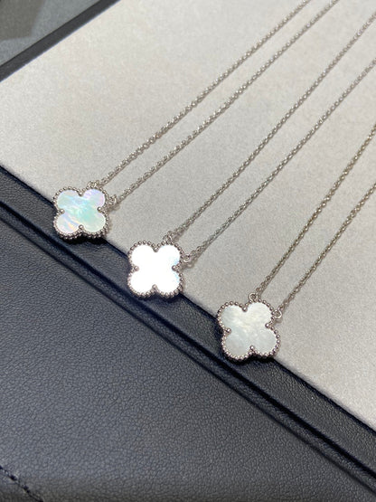 [LORA]CLOVER MEDIUM SILVER WHITE MOP NECKLACE