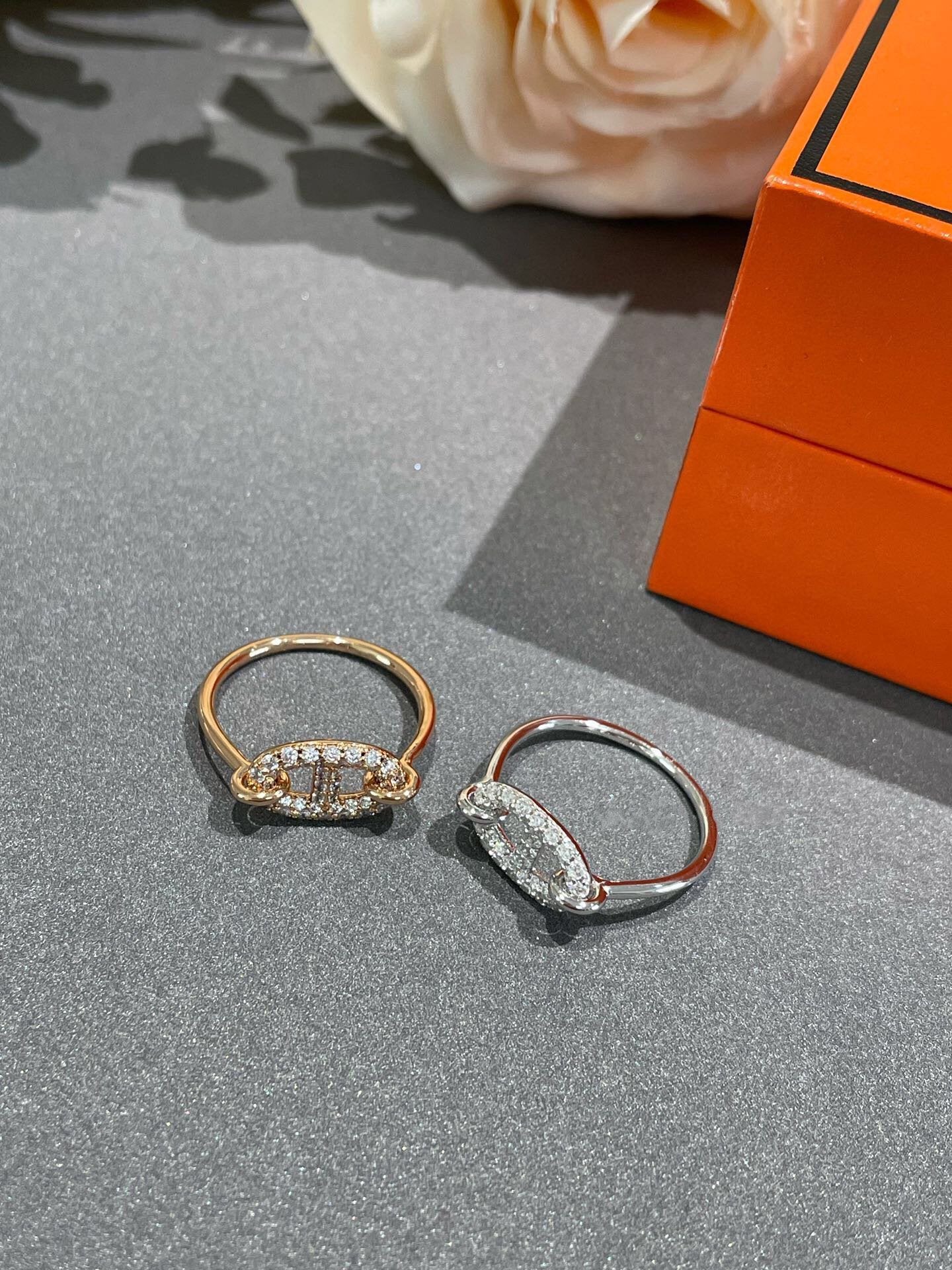 [LORA]RONDE SMALL DIAMOND RING