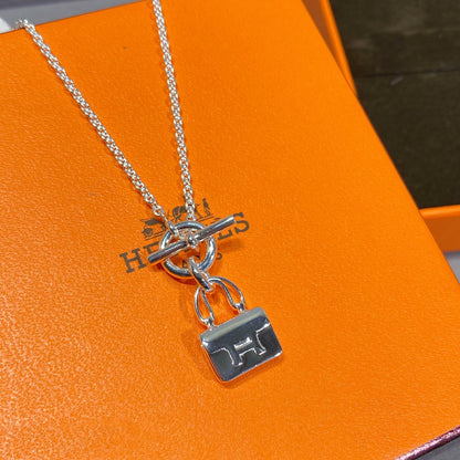 [LORA]CONSTANCE PEDANT SILVER NECKLACE
