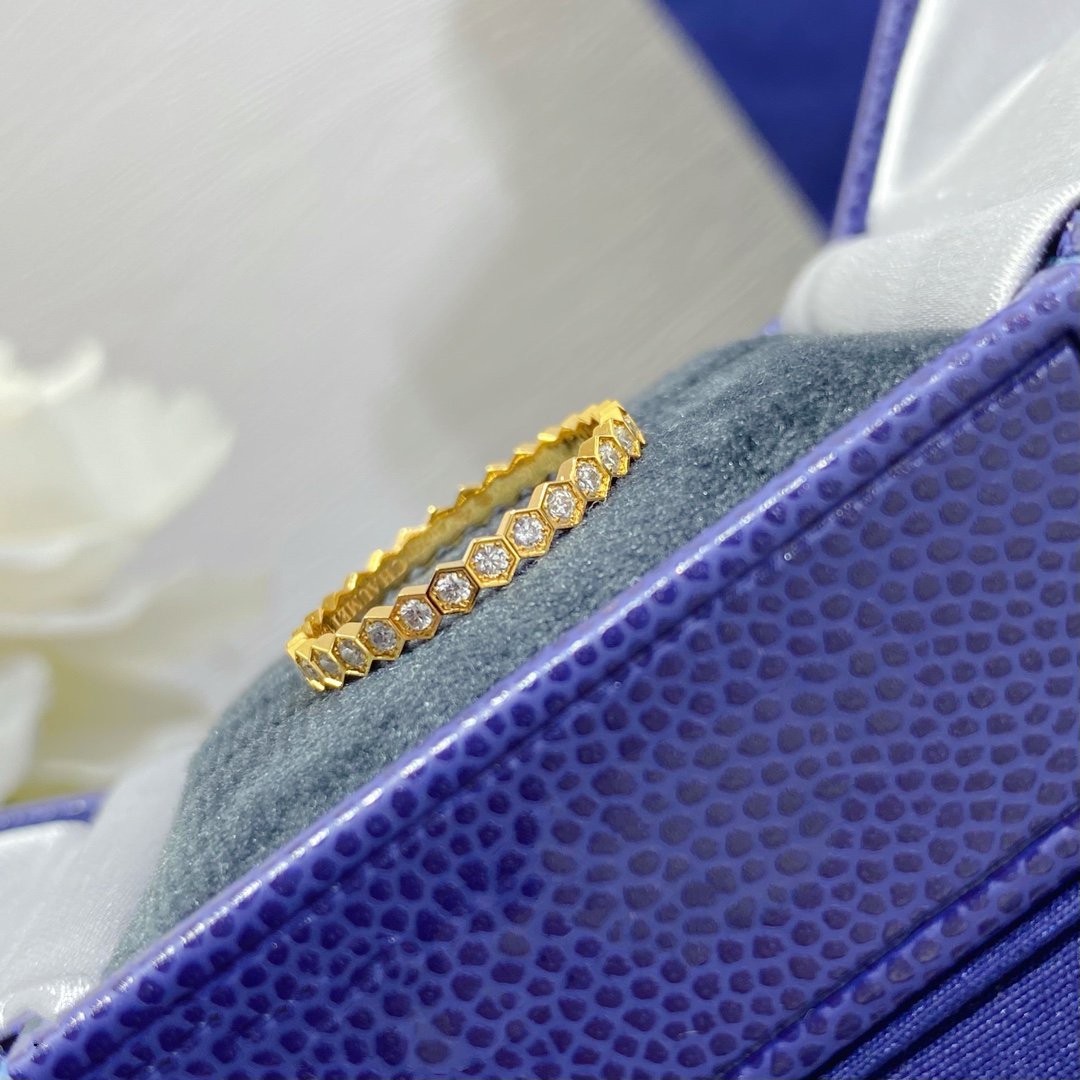 [LORA]BEE LOVE DIAMOND PAVED SMALL RING