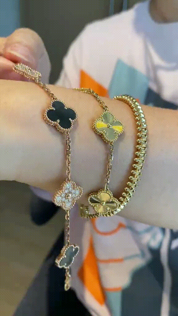 [Lora]Clover & Clash Bracelet 3-Piece Stack set