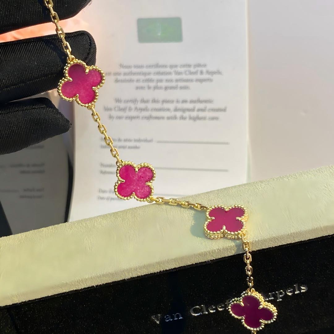 [Lora]NEW CLOVER 5 MOTIFS PINK ENAMEL BRACELET