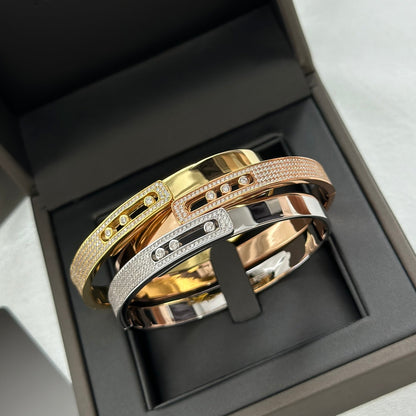 [LORA] Move Noa Rose Gold Pavé Diamond Bangle Bracelet