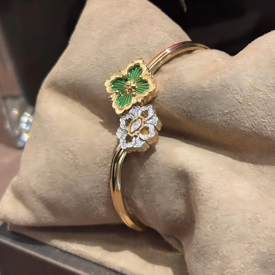 [Lora JEWELRY] OPERA TULLE  GOLD BRACELET WITH ENAMEL BACKGROUND