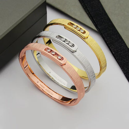 [LORA] Move Noa Ciselé bangle