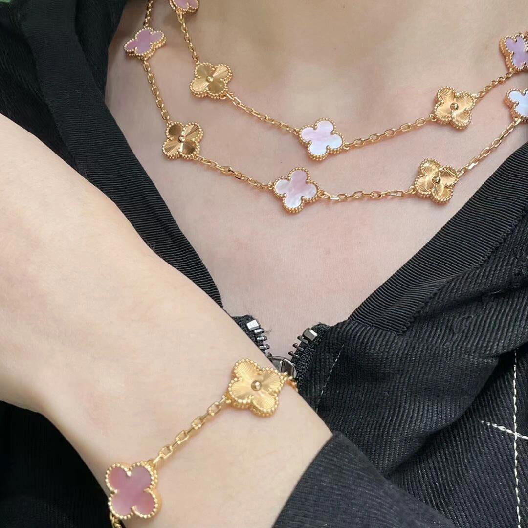 [Lora]CLOVER 20 MOTIFS LASER PINK MOP NECKLACE