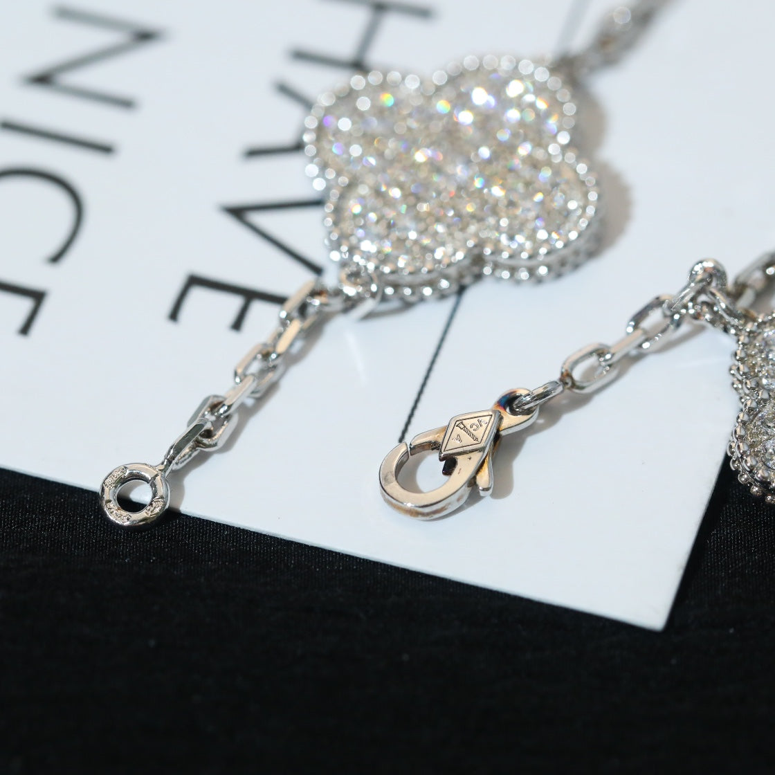 [LORA]CLOVER BRACELET 5 MOTIF SILVER DIAMOND PAVED