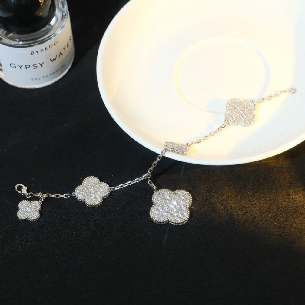[LORA]CLOVER BRACELET 5 MOTIF SILVER DIAMOND PAVED