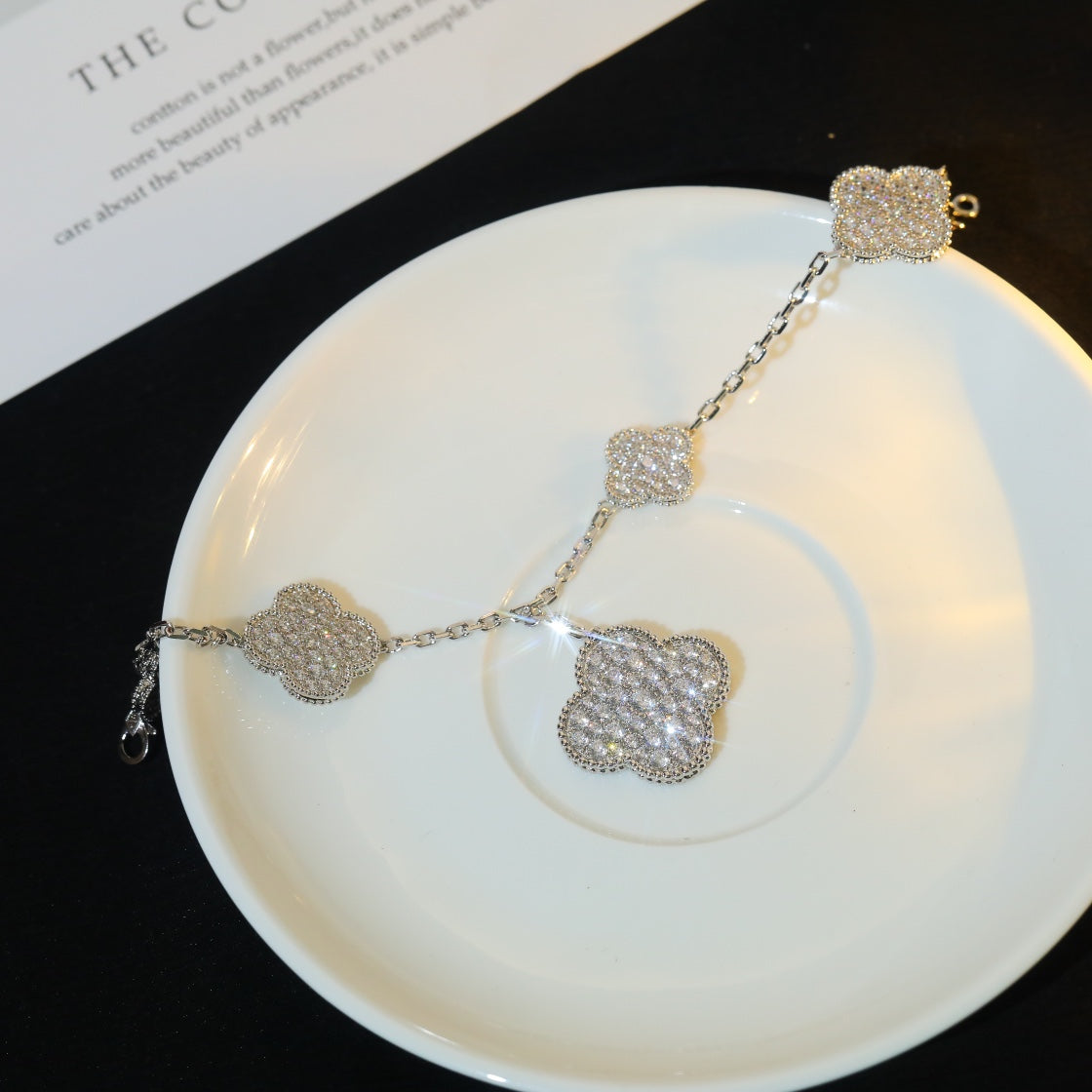 [Lora]CLOVER BRACELET 5 MOTIF SILVER DIAMOND PAVED