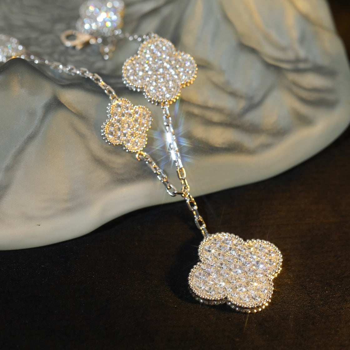 [LORA]CLOVER BRACELET 5 MOTIF SILVER DIAMOND PAVED