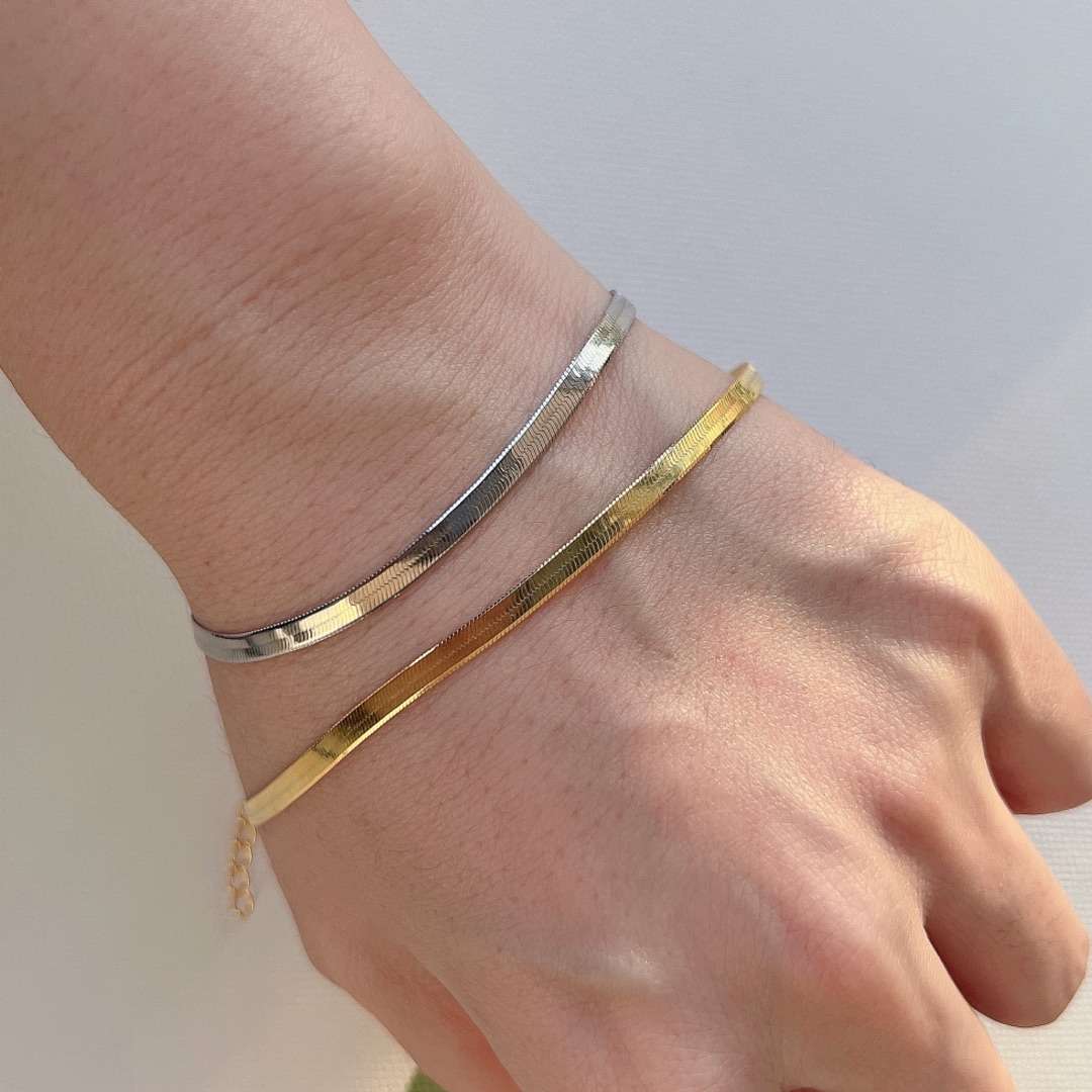 [LORA]Flat Snake Bone Chain Blade Necklace