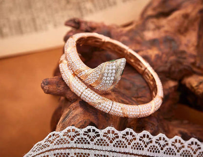 [LORA]HAUTE COUTURE GOLD SERPENTI BRACELET