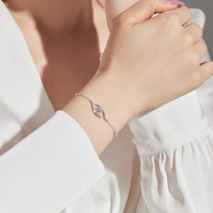 [LORA] Lucky Eye Pave-Set Diamond Bracelet