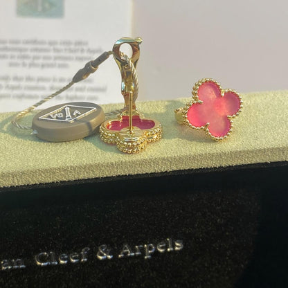 [Lora]NEW CLOVER 1 MOTIF PINK ENAMEL STUD EARRINGS