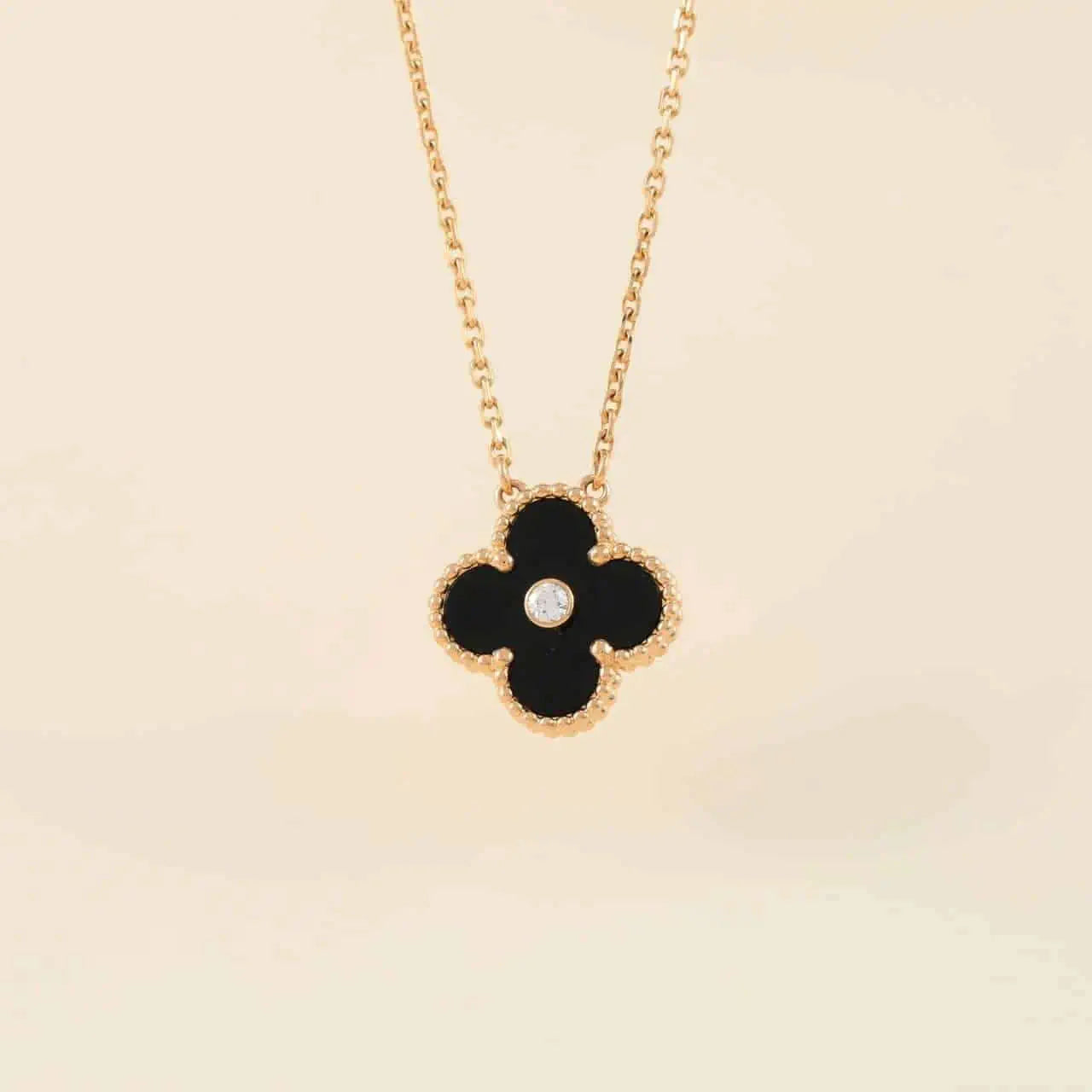 [LORA]CLOVER 15MM DIAMOND ONYX NECKLACE