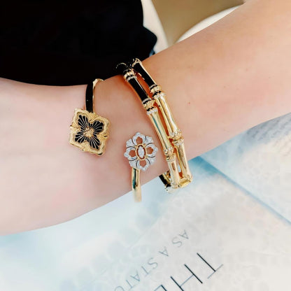 [Lora JEWELRY] OPERA TULLE  GOLD BRACELET WITH ENAMEL BACKGROUND