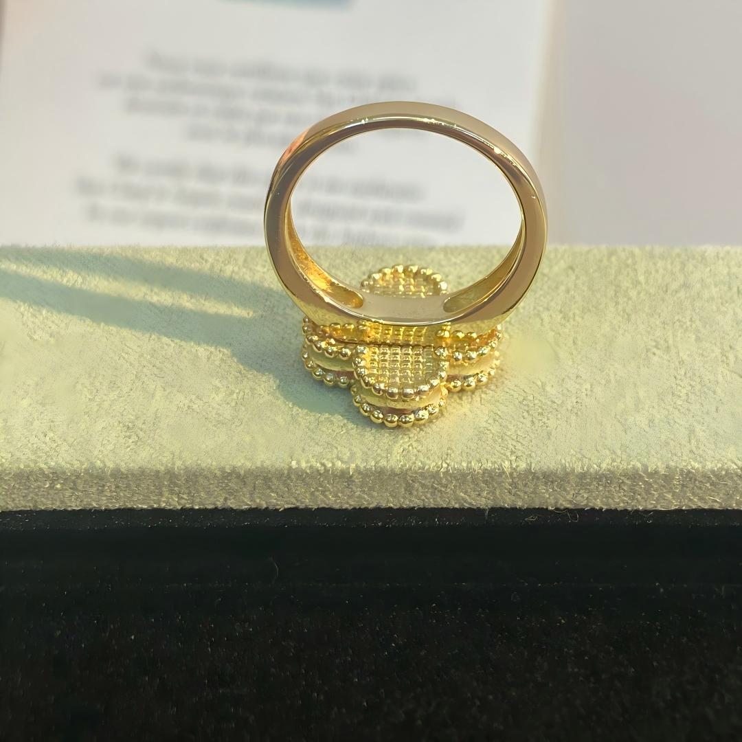 [Lora]NEW CLOVER PINK ENAMEL RINGS