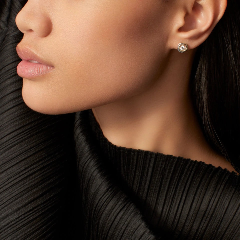 [LORA] TRINITY STUD DIAMOND EARRINGS