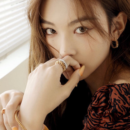 [LORA]CLASH SMALL HOOP EARRINGS