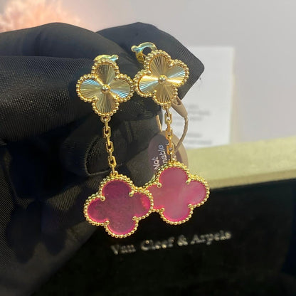 [Lora]NEW CLOVER 2 MOTIF PINK ENAMEL EARRINGS