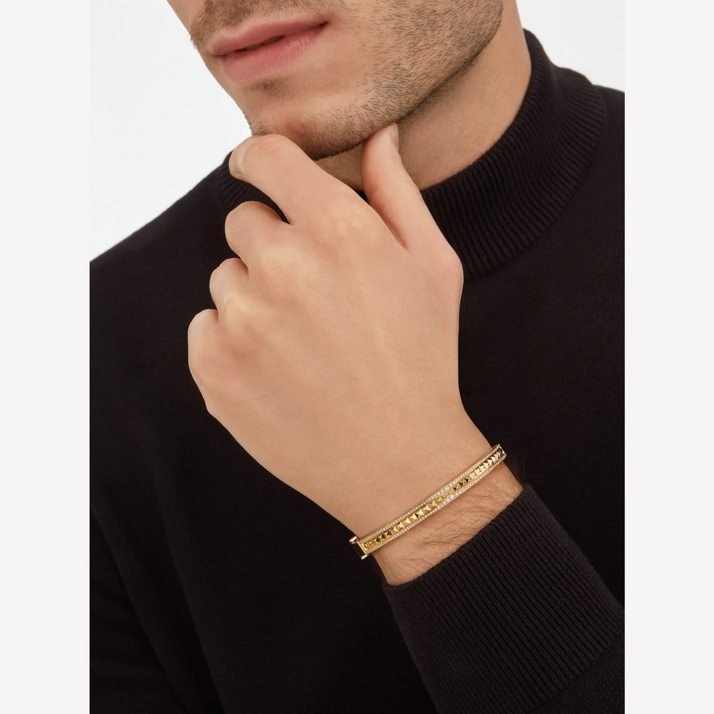 [LORA]ZERO 1 SPIRAL AND PAVED DIAMOND GOLD BRACELET