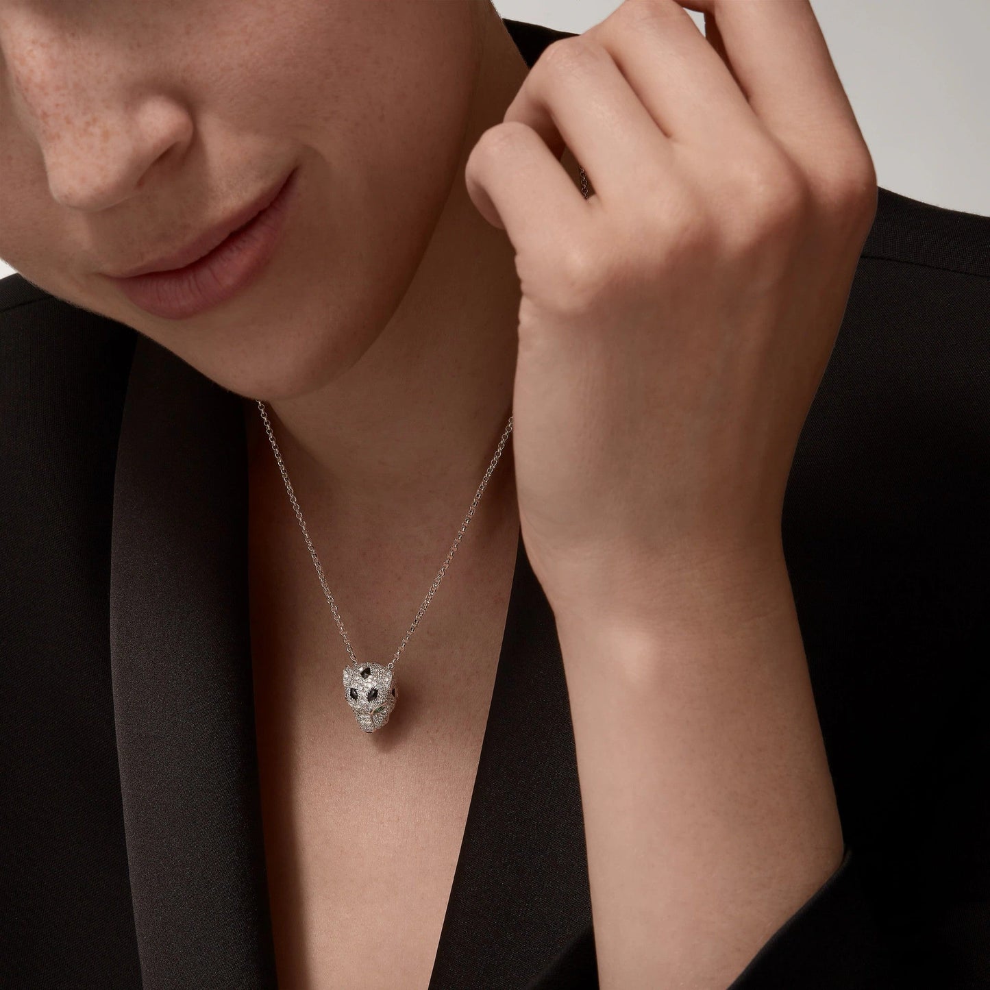 [LORA] PANTHERE FULL DIAMOND NECKLACE