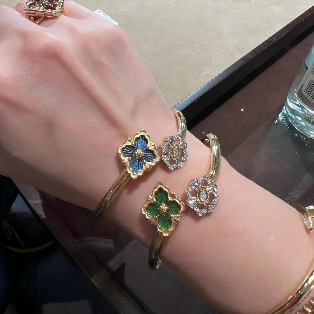 [Lora JEWELRY] OPERA TULLE  GOLD BRACELET WITH ENAMEL BACKGROUND