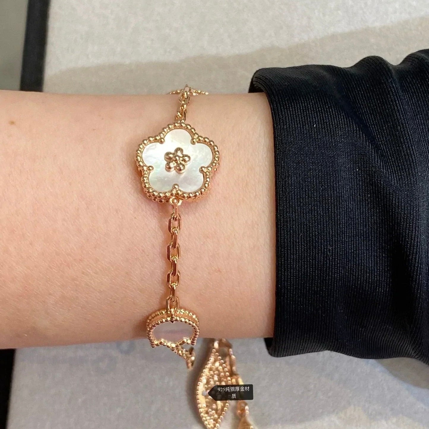 [LORA]LUCKY SPRING 5 MOTIF BRACELET