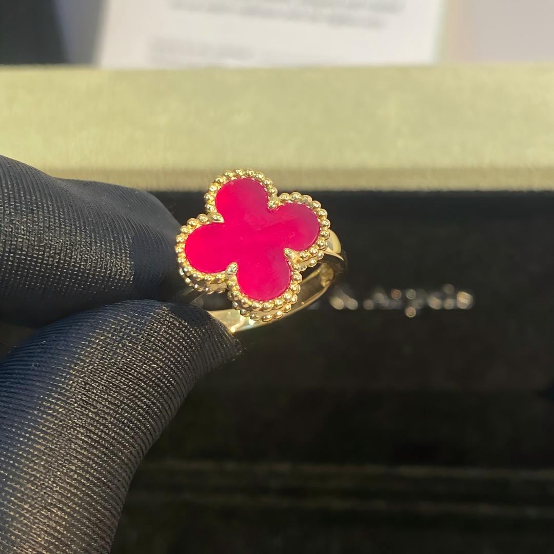 [Lora]NEW CLOVER PINK ENAMEL RINGS