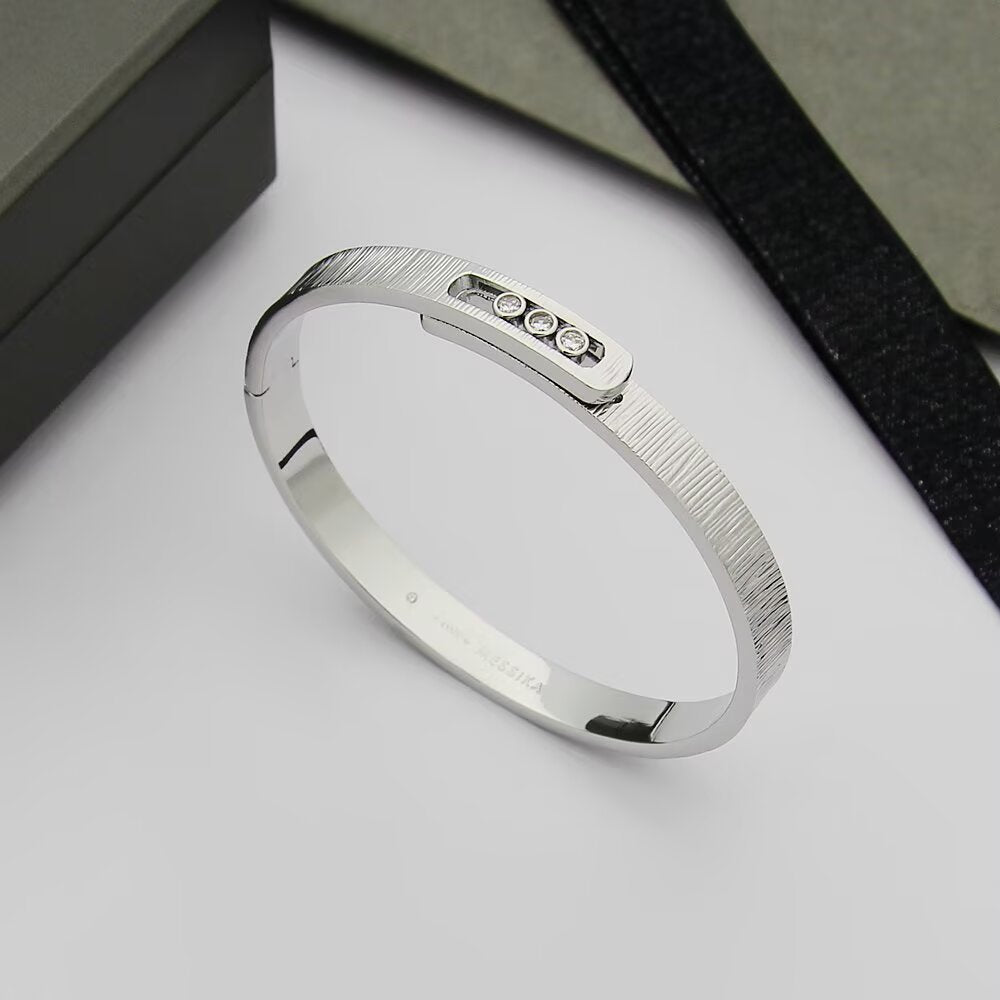 [LORA] Move Noa Ciselé bangle